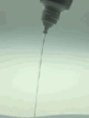 假货行千里，正品积在仓！睁开大眼睛看清楚啦，这个乐敦是假的