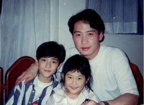 谭咏麟契仔是谁,谭咏麟大排档