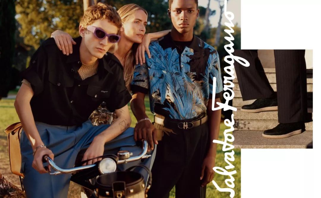 微信发朋友圈时总是显示上次分组,为什么很多人发朋友圈要配图片