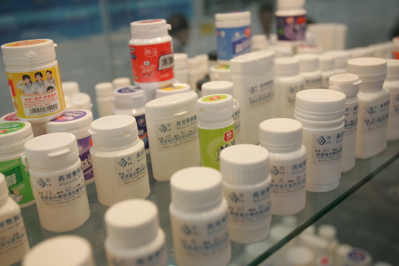 治同一种病西药和中成药同时吃吗,不宜同时服用的药物