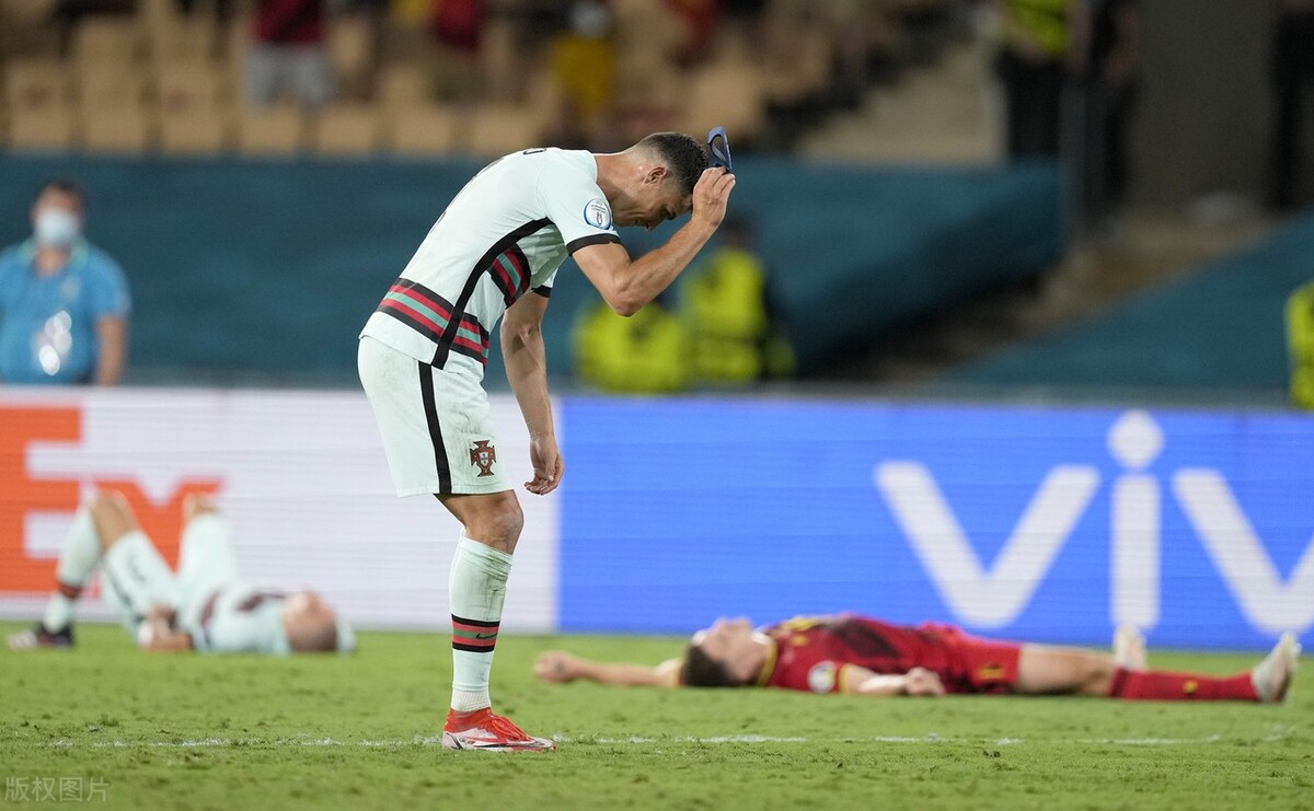 葡萄牙c罗进球被吹得黄牌后续,葡萄牙主教练c罗下场