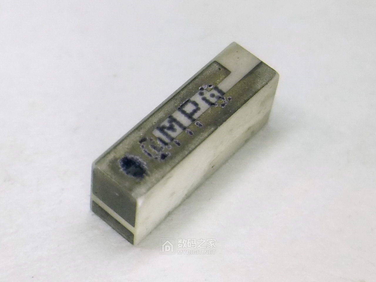 70余图拆解2008年款诺基亚全键盘旗舰E71,曾经的神机名不虚传