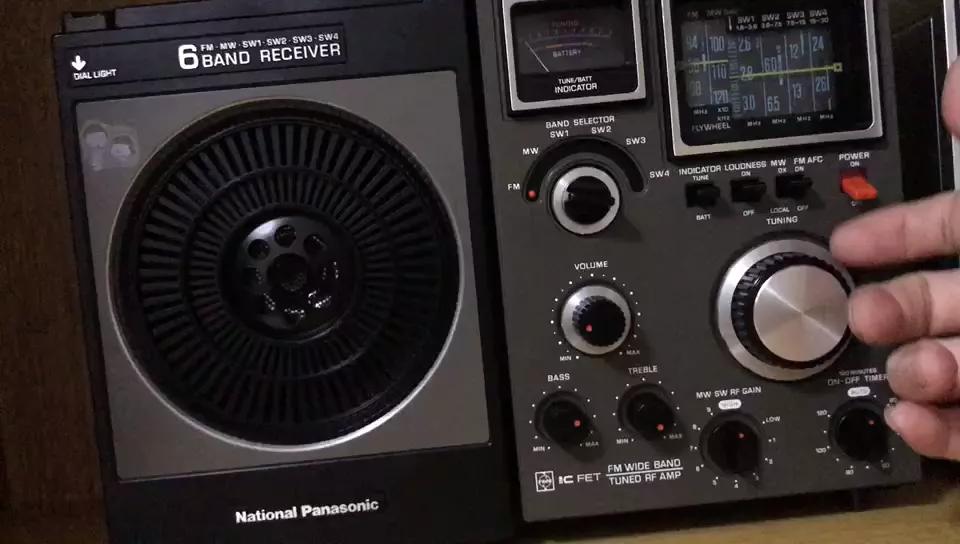 日本六七十年代经典收音机,70年代日本产收音机
