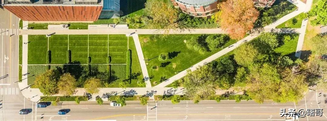 世界上的路本来很平凡，自从遇上设计师，此路非彼路