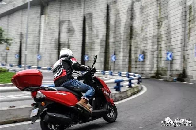 济南铃木uy125性价比怎么样,济南铃木uy125买什么色好