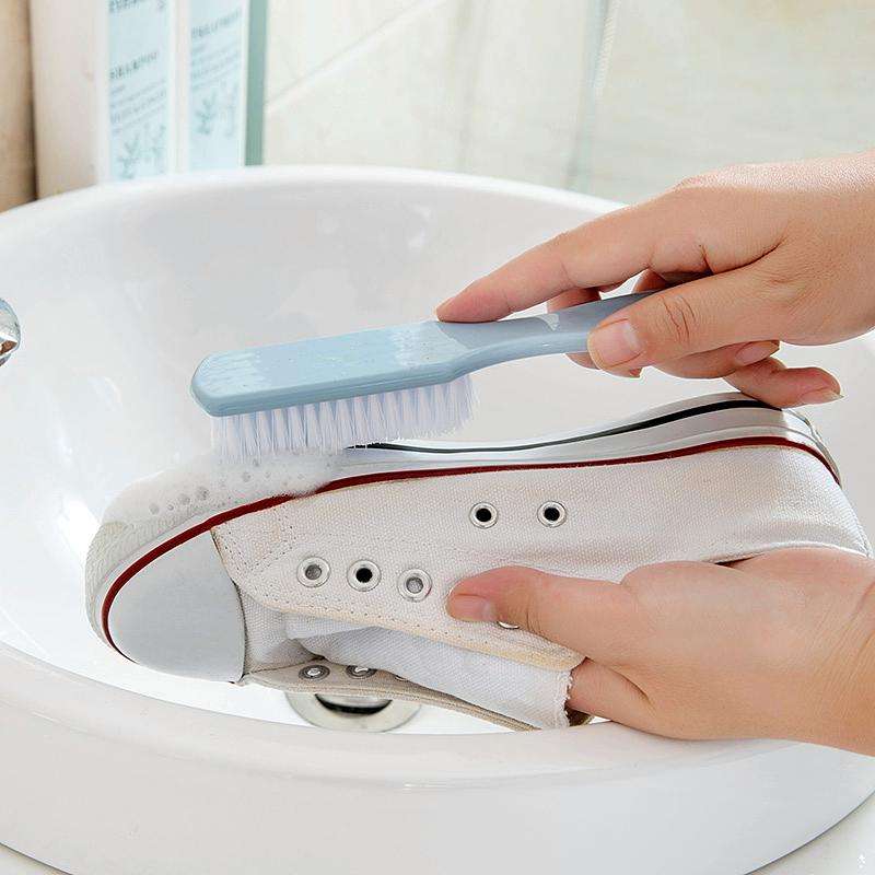 白色鞋子刷完晾干发黄怎么办,白色鞋子网面发黄怎么清洗