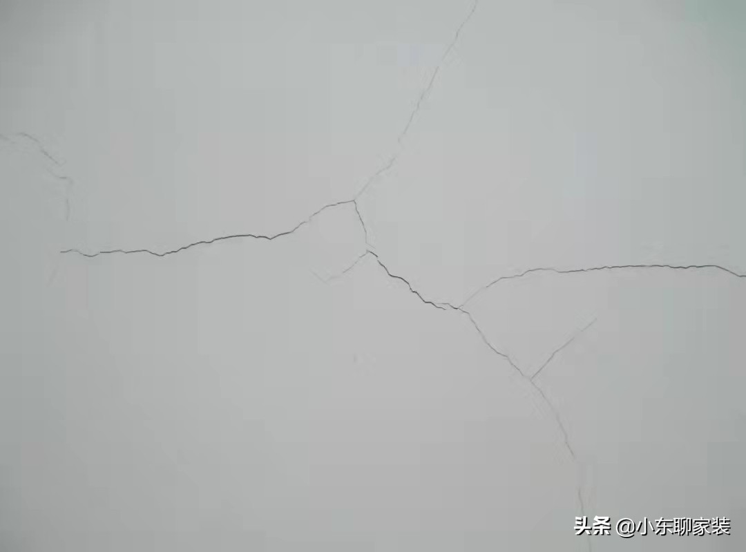 墙面装饰墙布怎么选择,墙面装饰材料哪种更环保