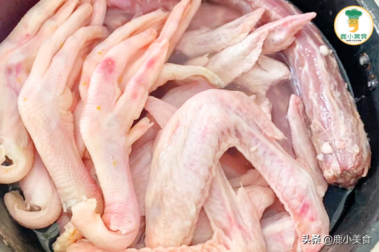 做周黑鸭成袋的卤料,周黑鸭卤汤怎么做素菜好吃