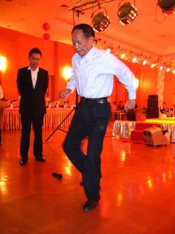 95后小伙袁隆平,袁隆平体育