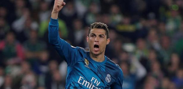 足球梅西c罗比赛中过人,2020-2021c罗梅西欧冠进球