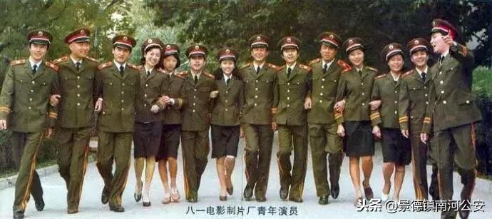 军队文工团礼服服装,文工团演出服