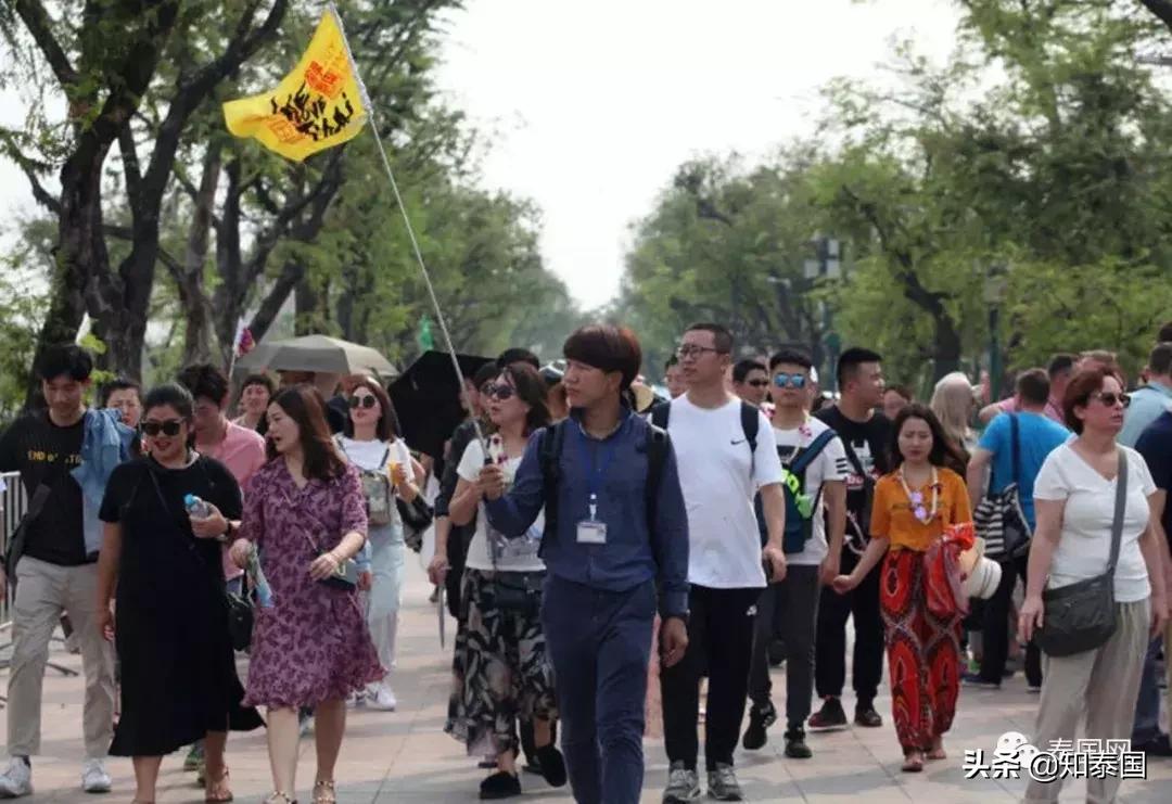 中国人到泰国玩一趟，花多少钱算穷游，多少钱算壕油？