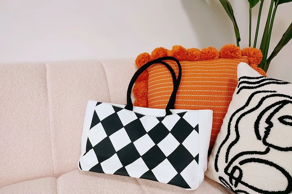 拼多多月销十万件真的吗,拼多多月销10w为啥评价那么少