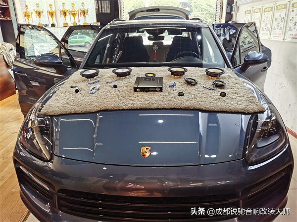 保时捷卡宴音响怎么调最佳效果,保时捷卡宴音响声音怎么开