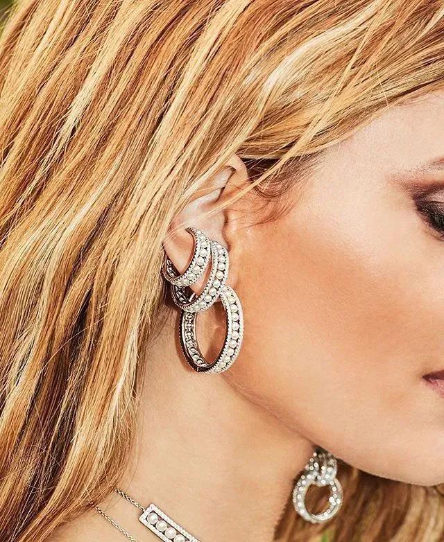 欧阳娜娜同款耳环怎么戴,欧阳娜娜耳环