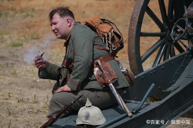 他们保证:所有捐款都将用于买烟