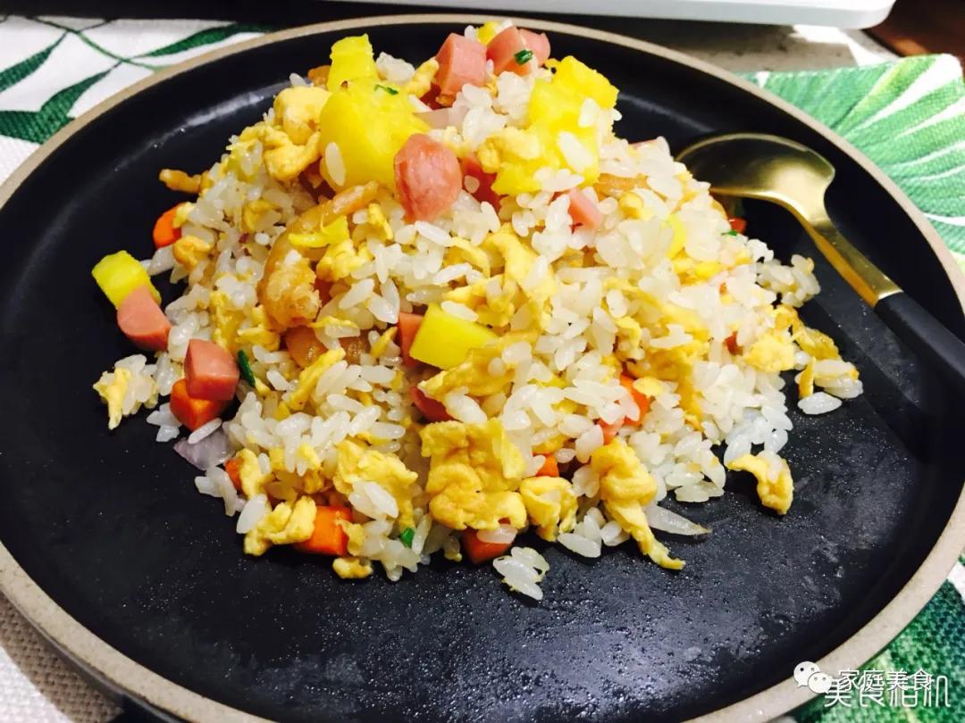蛋炒饭最简单也最困难，这些窍门能让你的炒饭好吃到不行