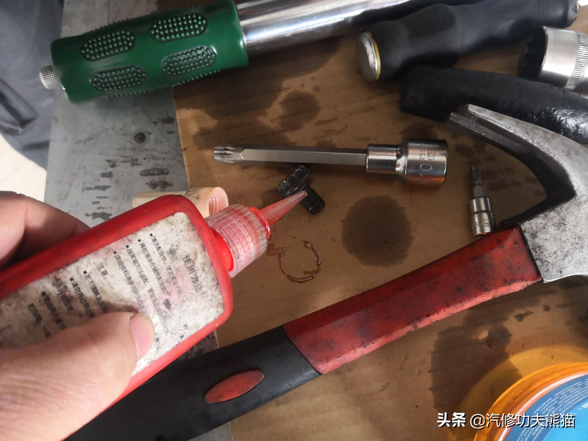 斯柯达明锐2010款2.0烧机油吗,09款斯柯达明锐1.6烧机油怎么解决