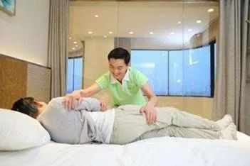 常期卧床老人如何照顾