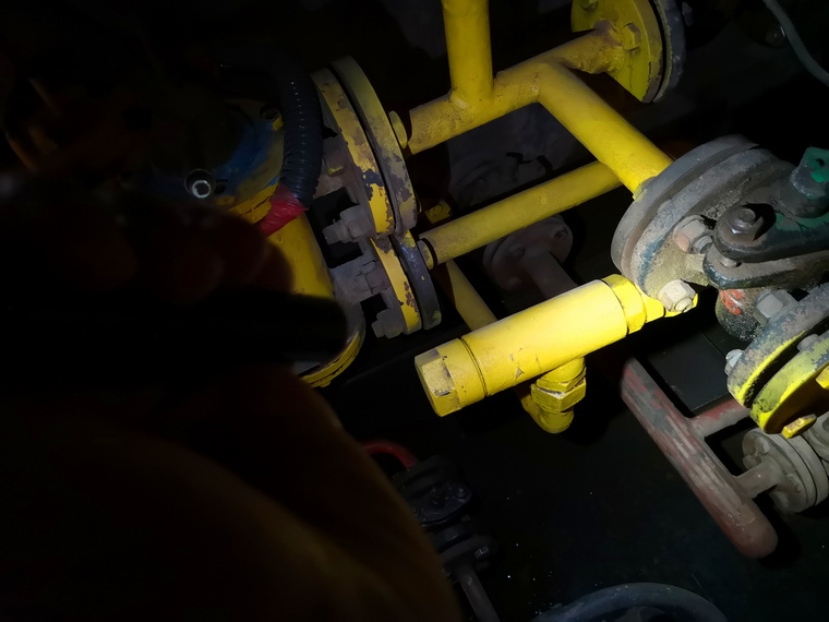 olight傲雷baldrs小型强光战术手电,我就是与众不同女声完整版