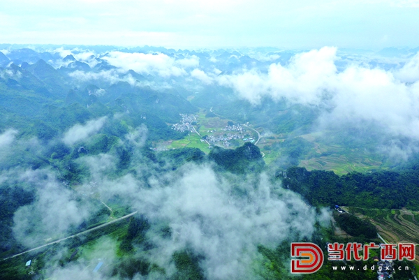 陆祥红：梦缘石拱桥