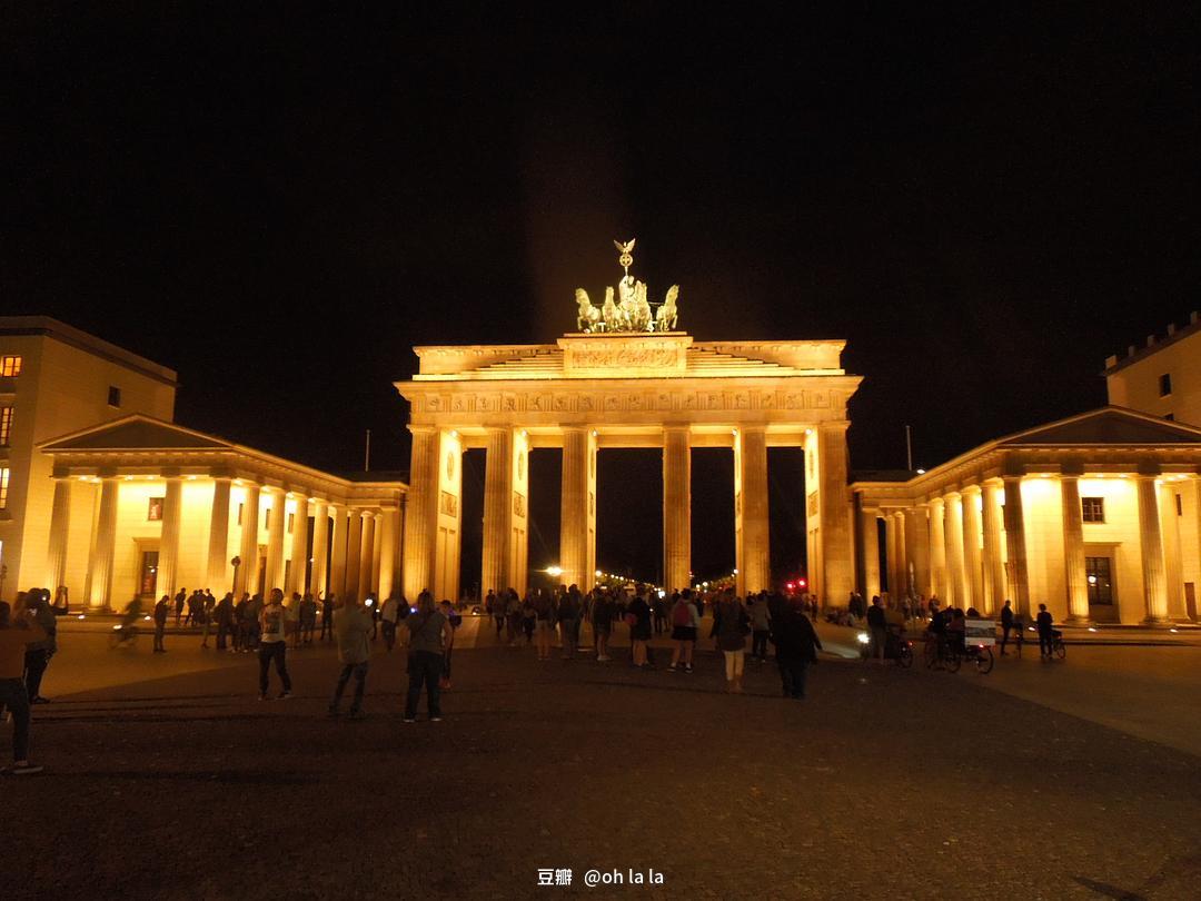 柏林一座不可思议的城市，带父母感受柏林过去与现在