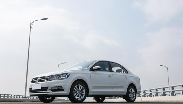 2022款全新桑塔纳最低配试驾,桑塔纳20211.5l手动风尚驾驶体验