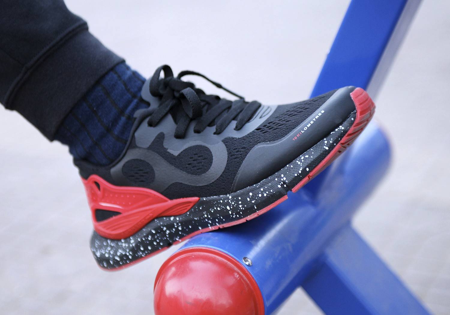 咕咚智能跑鞋21k超轻款适合人群,咕咚智能跑鞋10kst02