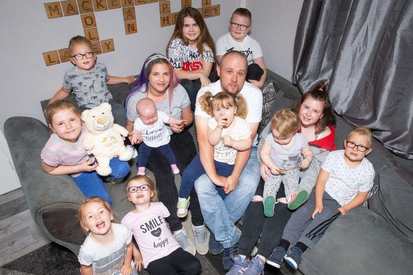 英国妈妈生21个孩子,英国妈妈生了12个孩子