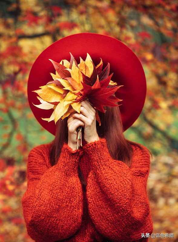 秋天氛围感怎样拍好看,秋天如何拍出氛围感