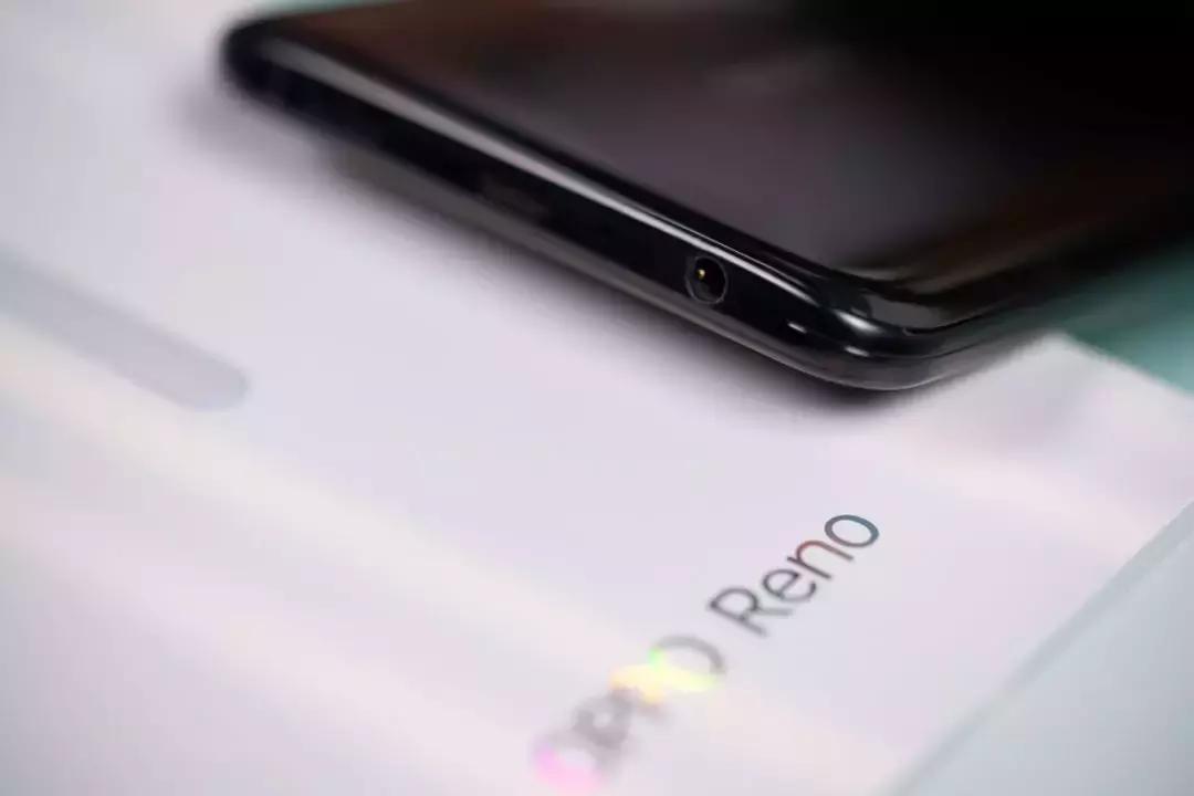 Opporeno和pro的区别,opporeno与renopro区别