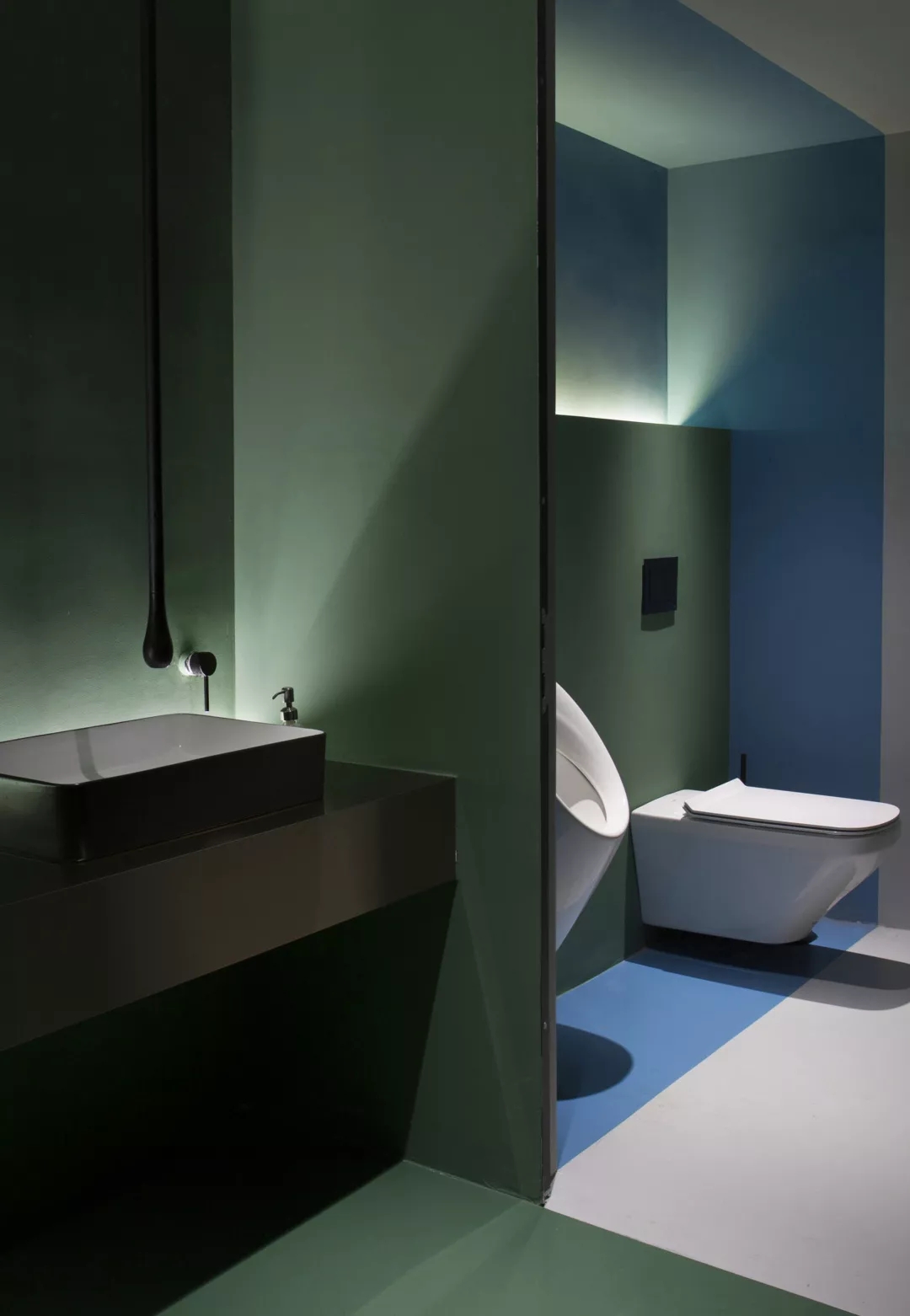 一个被遗忘的城市边角如何通过设计成为视觉焦点?