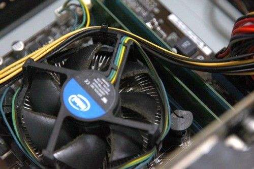 笔记本散热风扇声音大怎么处理,uy125散热风扇呜呜的声音