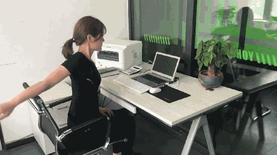 肩膀僵硬最快解决办法,肩膀肌肉僵硬怎么缓解