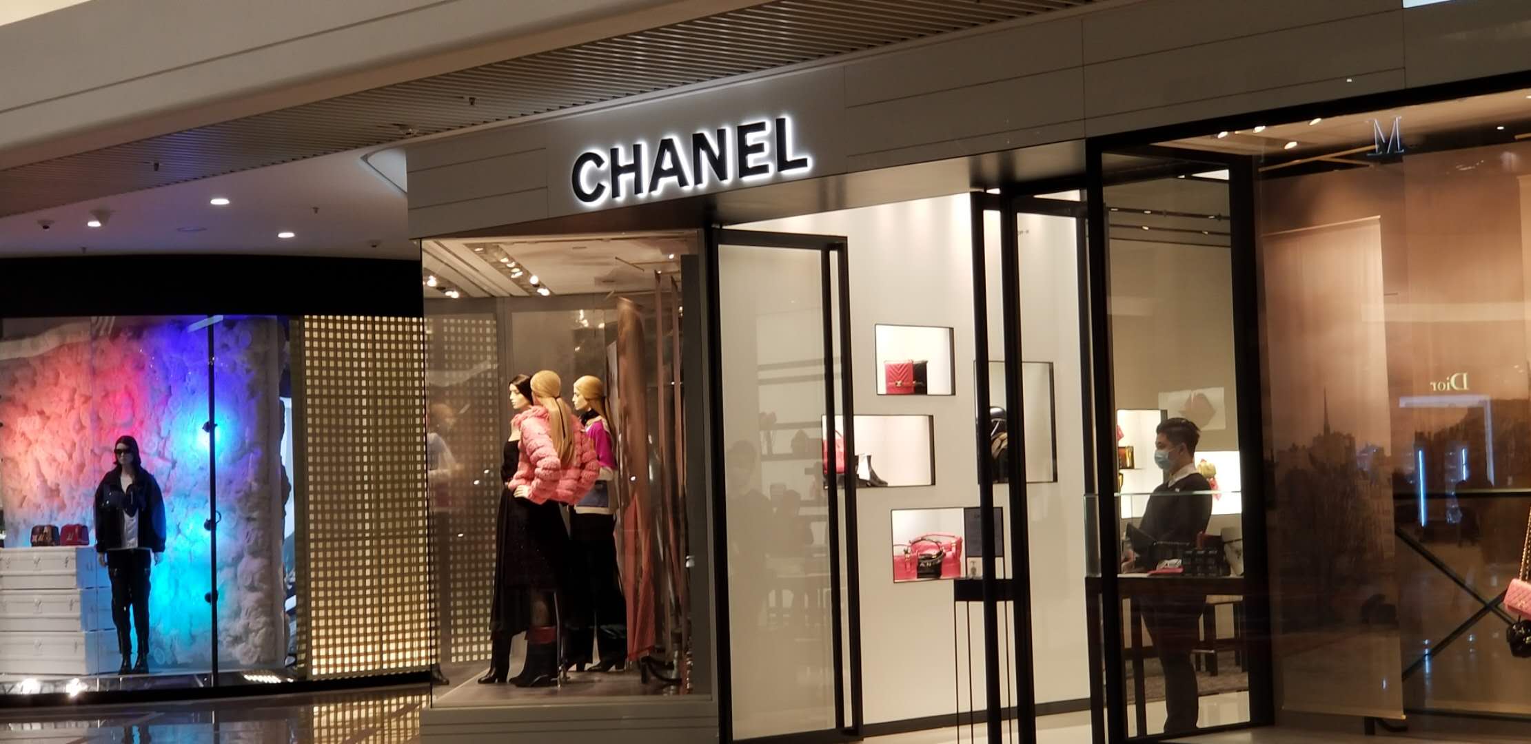 铜锣湾奢侈品时代广场购物攻略,铜锣湾潮流汇购物商城