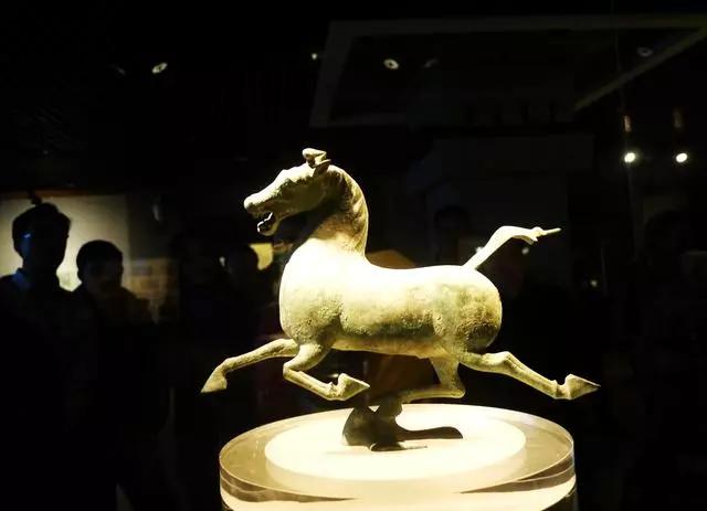 十大国宝青铜器鉴赏值得收藏,143件国宝级青铜