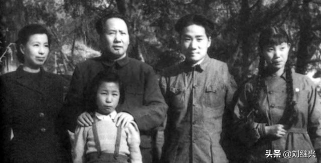 毛主席力劝儿媳再婚,她生了4个子女,并以长子的名字纪念毛岸英