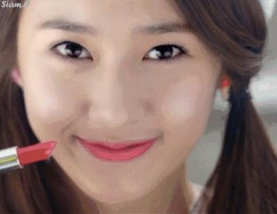 嘴唇干燥有唇炎用哪种唇膏好,唇炎可以用的唇膏推荐