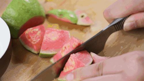 6月有钱没钱,这5颗水果都要买,饭前或饭后吃点,清爽美味营养多