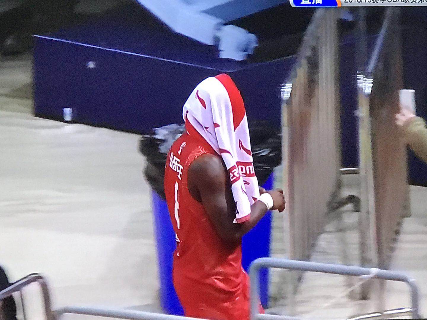 劳莫组合暂时拆分，单外山东惜败八一送两连胜