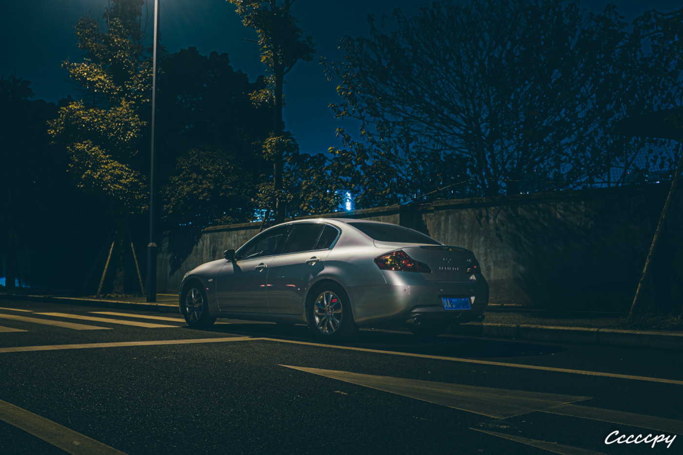 英菲尼迪g37coupe试驾,英菲尼迪g37低速行驶感受