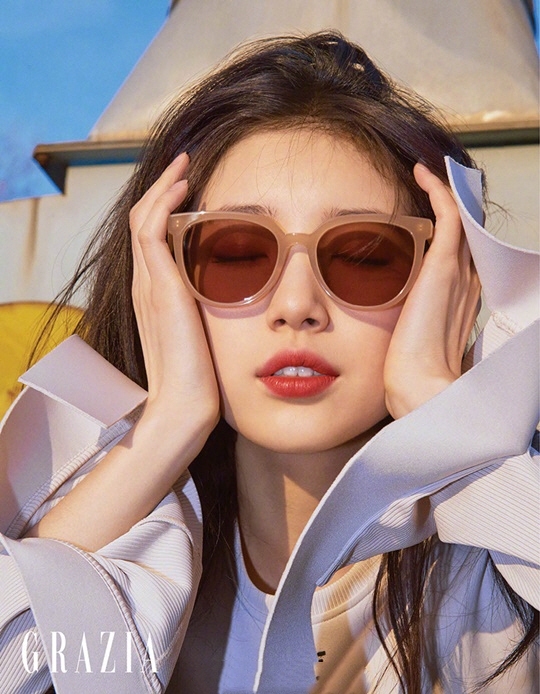 韩国初恋脸裴秀智,秀智慵懒低马尾