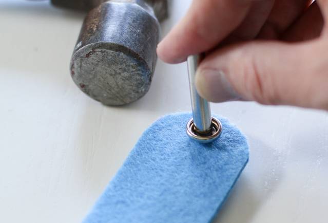 耳塞怎么弄不会打结,耳塞和充电线