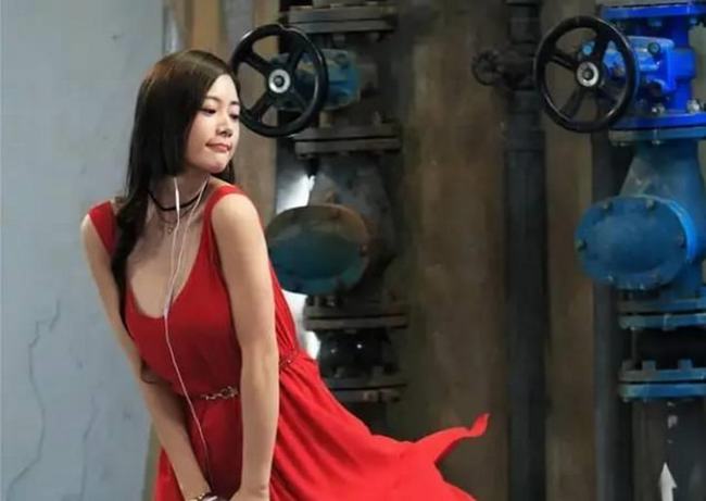 财阀控制中的韩娱圈，进行“黄色”交易，女星不堪*力暴**自杀身亡