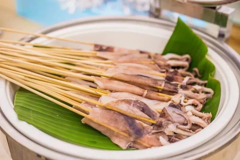 成都海鲜自助餐499元一个,成都生蚝吃到饱自助餐