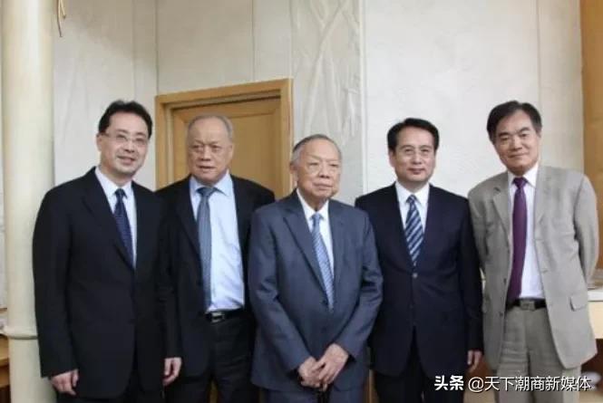 潮汕兄弟联手闯法国，创办起西欧最大华商企业