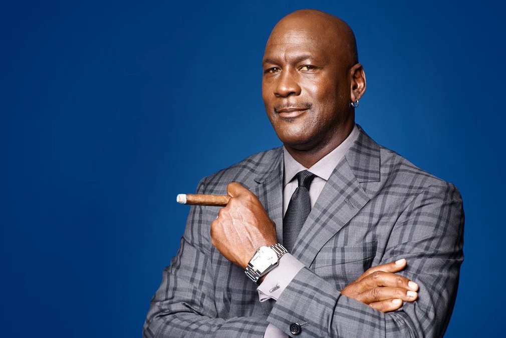 乔丹赚300亿,乔丹年收入1亿