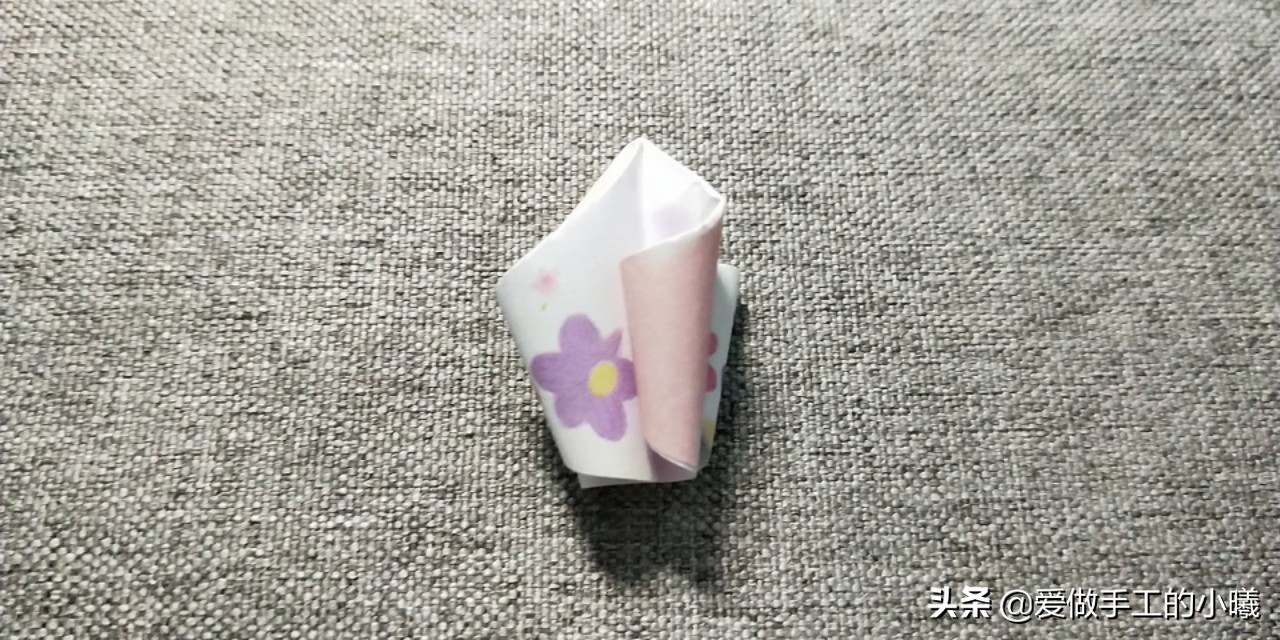 立体花折纸步骤图解法,为初学者准备的简单折纸花教程