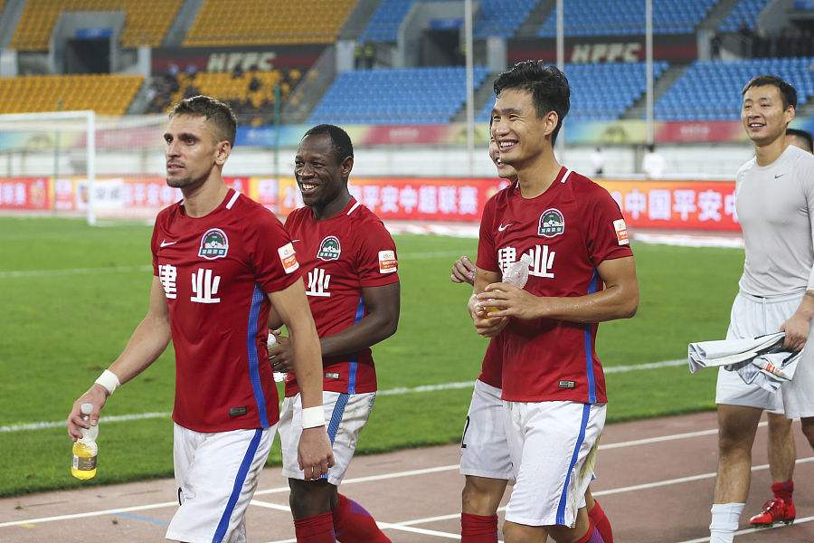 河南建业对阵泰达,泰达战胜建业