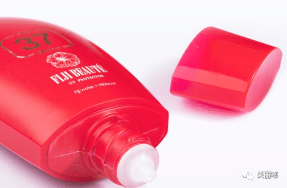 香蒲丽防晒和安耐晒防晒哪个好,防晒霜推荐香蒲丽防晒